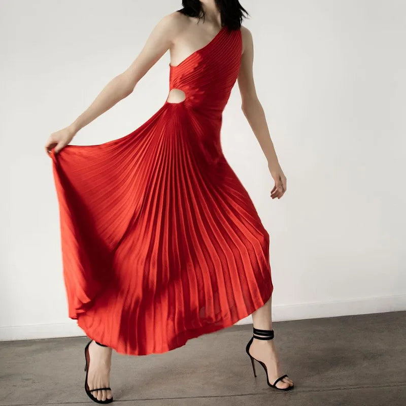 Spring Summer New Dress Women's Fashion Solid Color One Shoulder Slim Fit Dress Women's Sexy Pleated Elegant Party Formal Dress