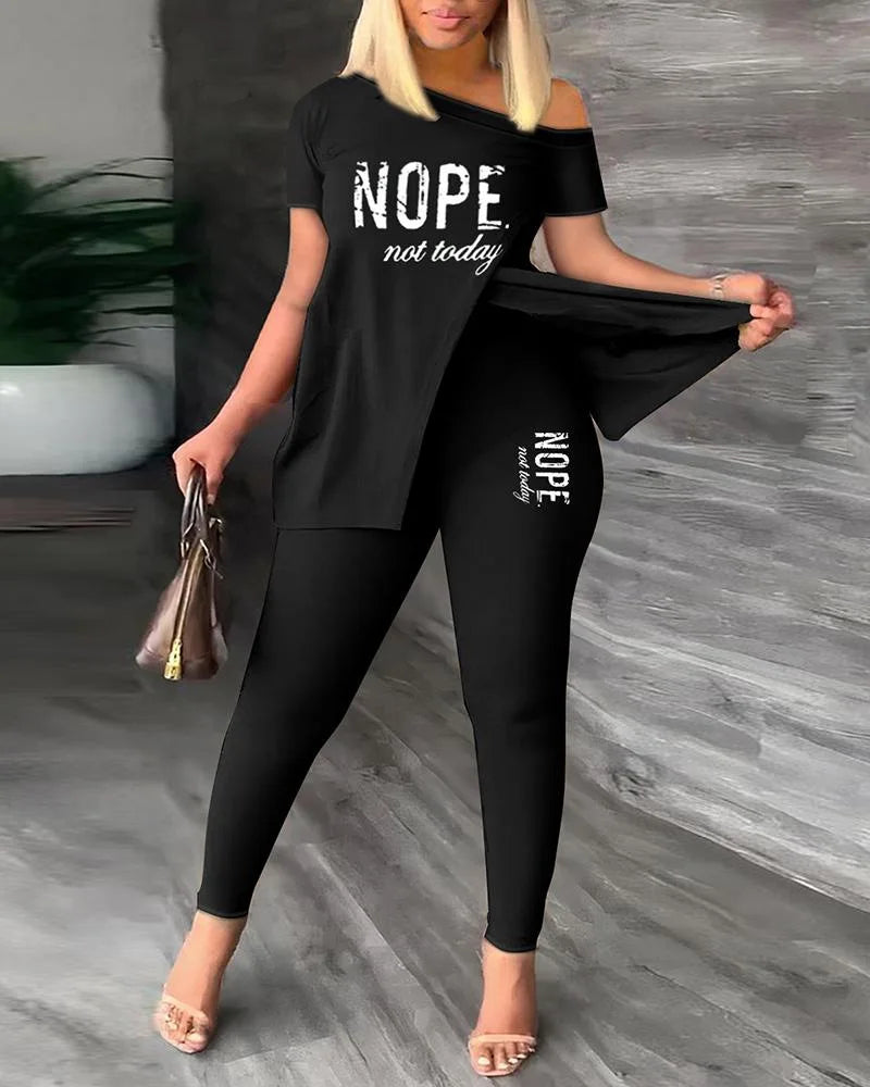 Elegant Women Two Piece Set Suits New Fashion Printed Ruffle Sleeve Top Solid Color Pants Set With Belt Blouses Female Clothing