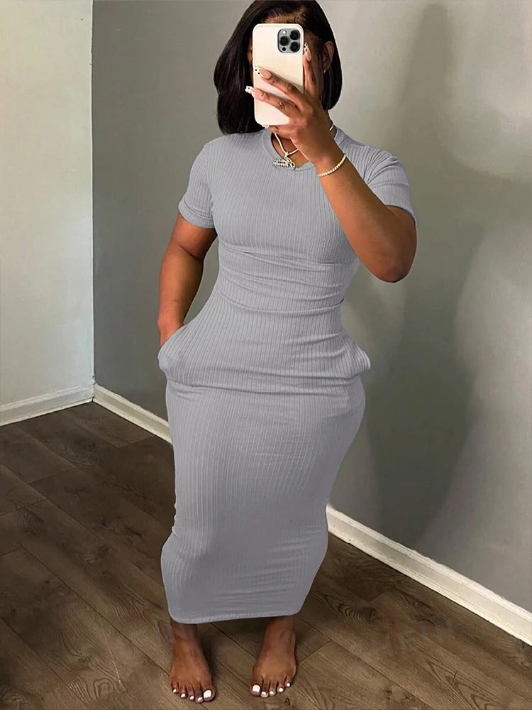 Plus Size 2024 Summer New Round Neck Short Sleeve Slim Hottie Ladies' Stylish Summer Solid Versatile Bodycon Dress