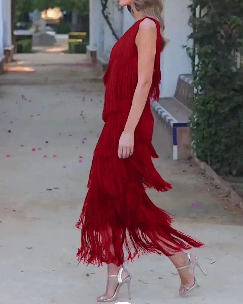 Spring and Summer New Fashion Fringed Slanted Shoulder Asymmetrical Dress for Women