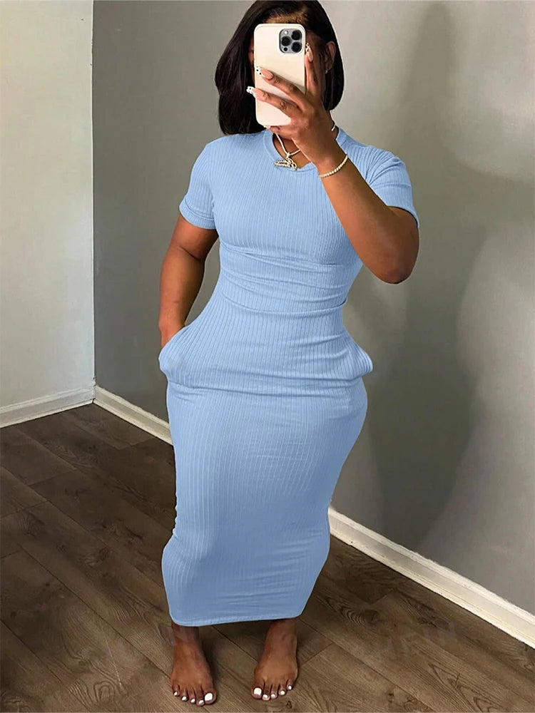 Plus Size 2024 Summer New Round Neck Short Sleeve Slim Hottie Ladies' Stylish Summer Solid Versatile Bodycon Dress