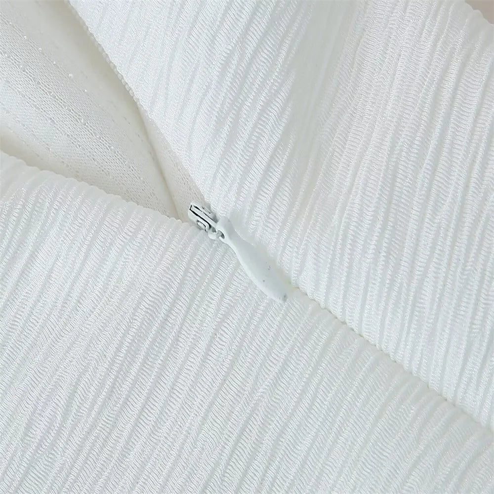 2025 Spring Women's High Street Sexy White Off-the-shoulder Halter Pleated Floor-length Dress Fashion Sleeveless Loose Dress