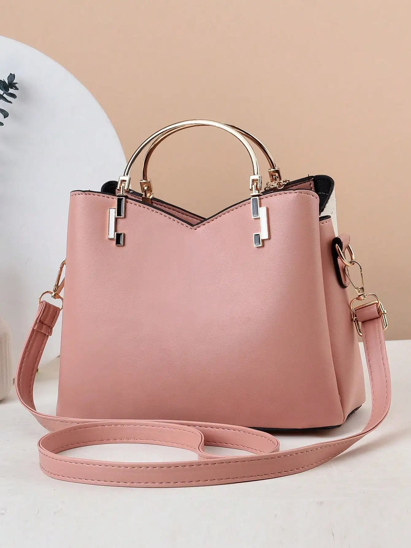 Fashion splicing color blocking large capacity women's handbag, casual versatile crossbody bag