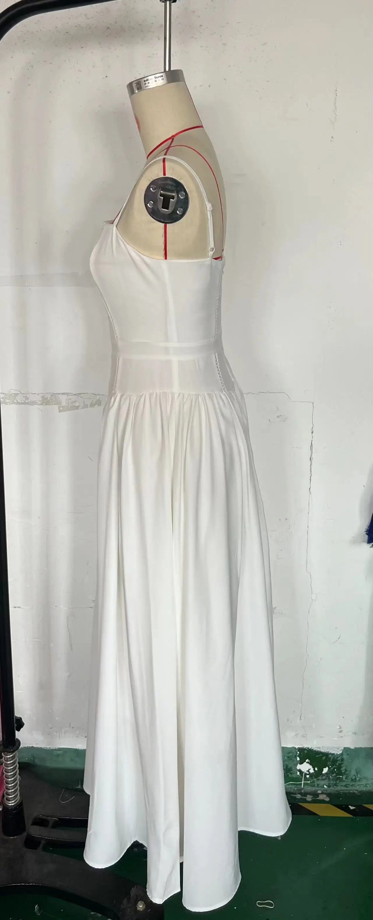 Spring Floral Print Chiffon Holiday Beach Dress Women Sexy V Neck Backless Sling Long Dress Summer Sleeveless Pleated Maxi Dress
