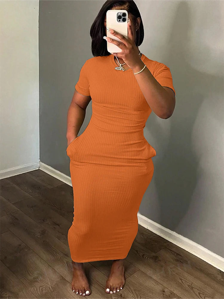 Plus Size 2024 Summer New Round Neck Short Sleeve Slim Hottie Ladies' Stylish Summer Solid Versatile Bodycon Dress