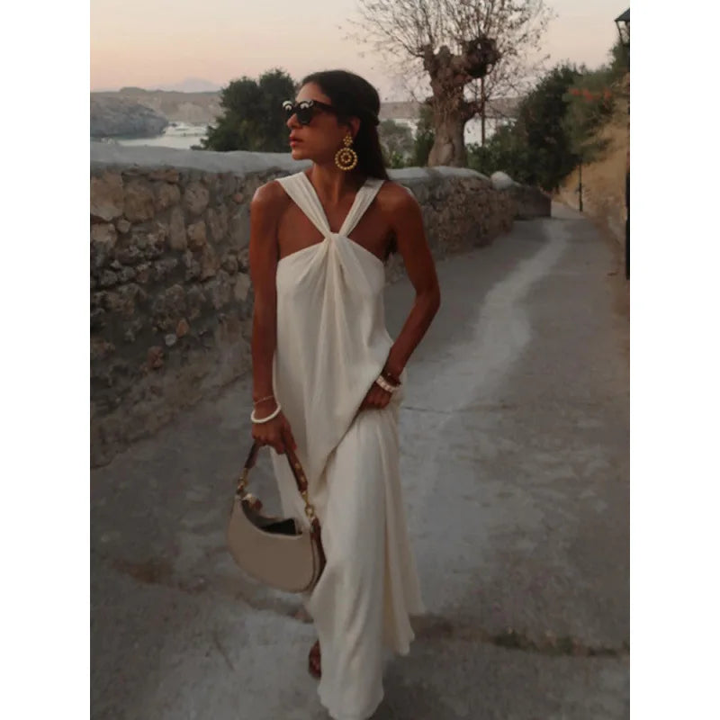 2025 Spring Women's High Street Sexy White Off-the-shoulder Halter Pleated Floor-length Dress Fashion Sleeveless Loose Dress