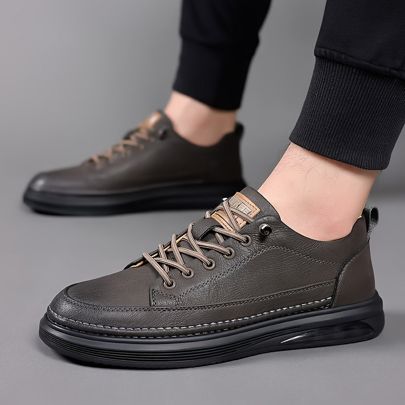 Men's Casual Shoes, Suitable for Wearing In All Four Seasons, with A Lace Up Design, Rubber Sole, And Trendy Men's Shoes