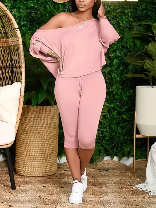 Plus Size Oblique Shoulder Top & Skinny Capri Pants Set