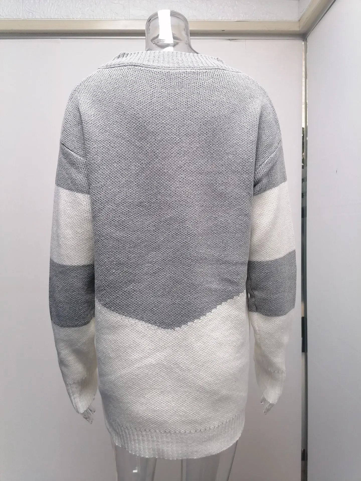 Pullovers Women Sweaters New long-sleeved 2021 Autumn Winters V Collar Loose Color Matching Sweaters Women Fashion OLN6057