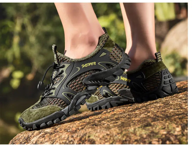 Men Sneakers Summer Wading Mesh Shoes Comfortable Slip on Outdoor Hiking Shoes Zapatos Hombre Casual Climbing Trekking Footwear