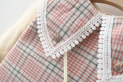 Spring and Autumn Girls' Long sleeved Dress Sweet and Fragrant Style Pattern Mesh Sleeves Princess Dress Comes with Bag