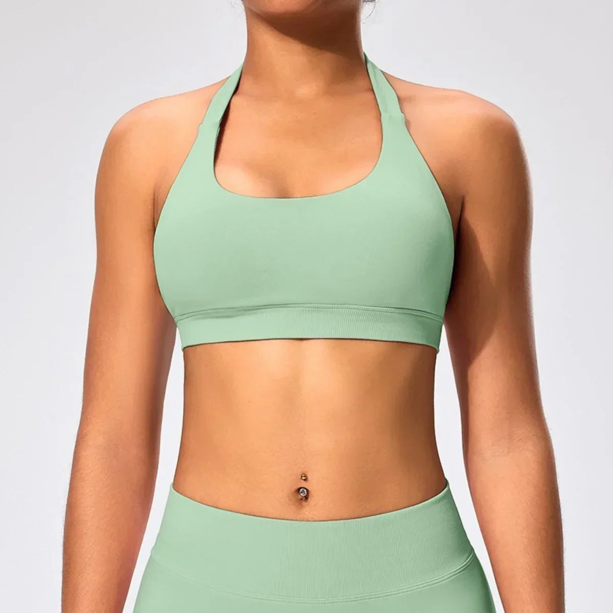 Women's Gym Solid Color Sports Bra Sexy Tight Fitting Backless Seamless with Chest Cushion Vest Exercise Yoga Camisole Top