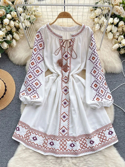 Women's Spring Dress Bohemian Retro Ethnic Style Diamond Cotton Linen Blend Embroidered Lantern Sleeves Mini Dress DS003