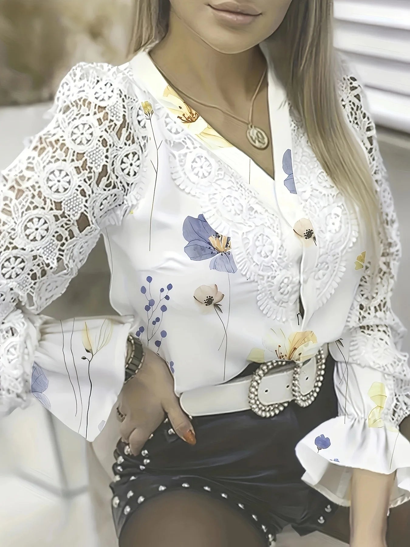 Fashion Vintage White Lace Long Sleeve Women Shirts 2024 Autumn Buttons Floral Print Tops And Blouses Womens Top Femme Shirt