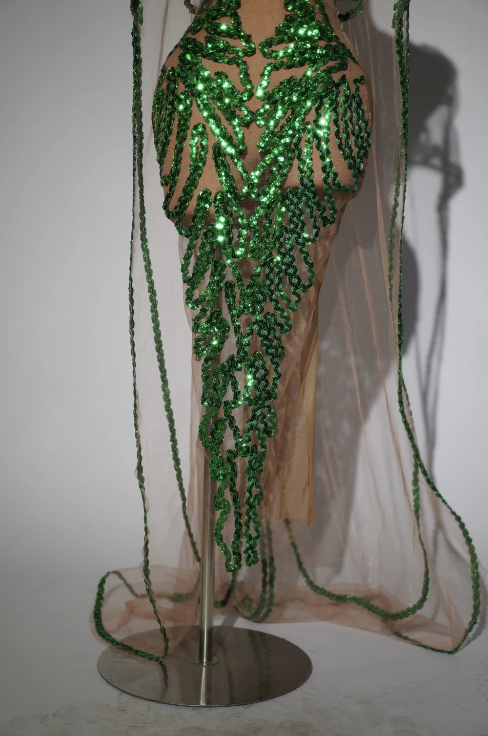 Sparkly Green Sequins Cloak Sexy Mesh Transparent Celebrate Evening Prom Birthday Long Dress Photo Shoot Singer Show Stage Wear