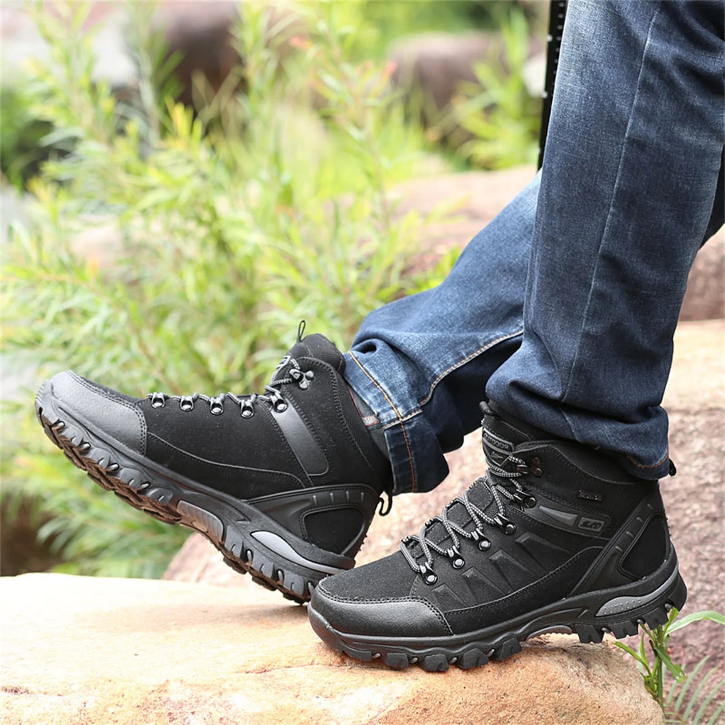 Men's Boots Men Hiking Boots Outdoor Work Shoes Anti Puncture Safety boots man Anti Slip Sneakers Couples Ankle boots for women