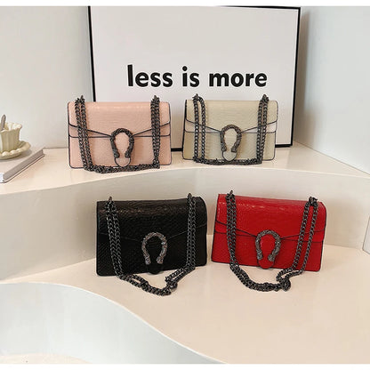 Retro Style Fashion Chain Shoulder Bag for Women Snake Pattern Crossbody Small Square Bag Trendy Accessory