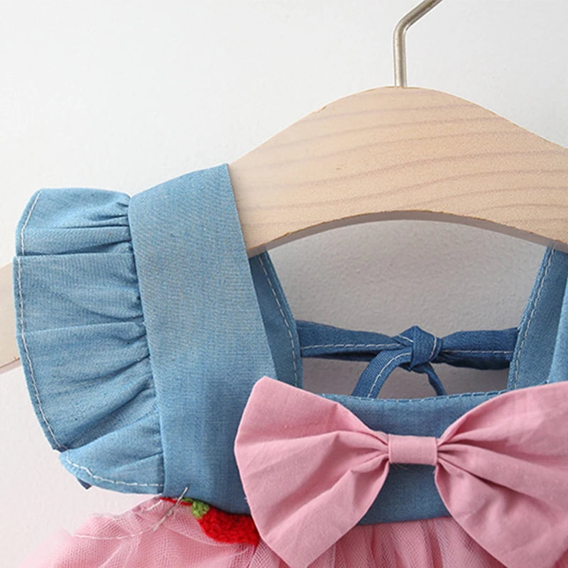 Summer girl dress baby girl small flying sleeves denim top with patchwork strawberry embroidery mesh suspender princess dress