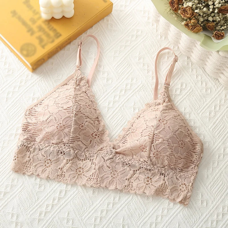 Women Bralette French Lace Triangle Cup Bra Without Steel Ring Underwear Beauty Back Wrapped Chest Comfortable Brassiere