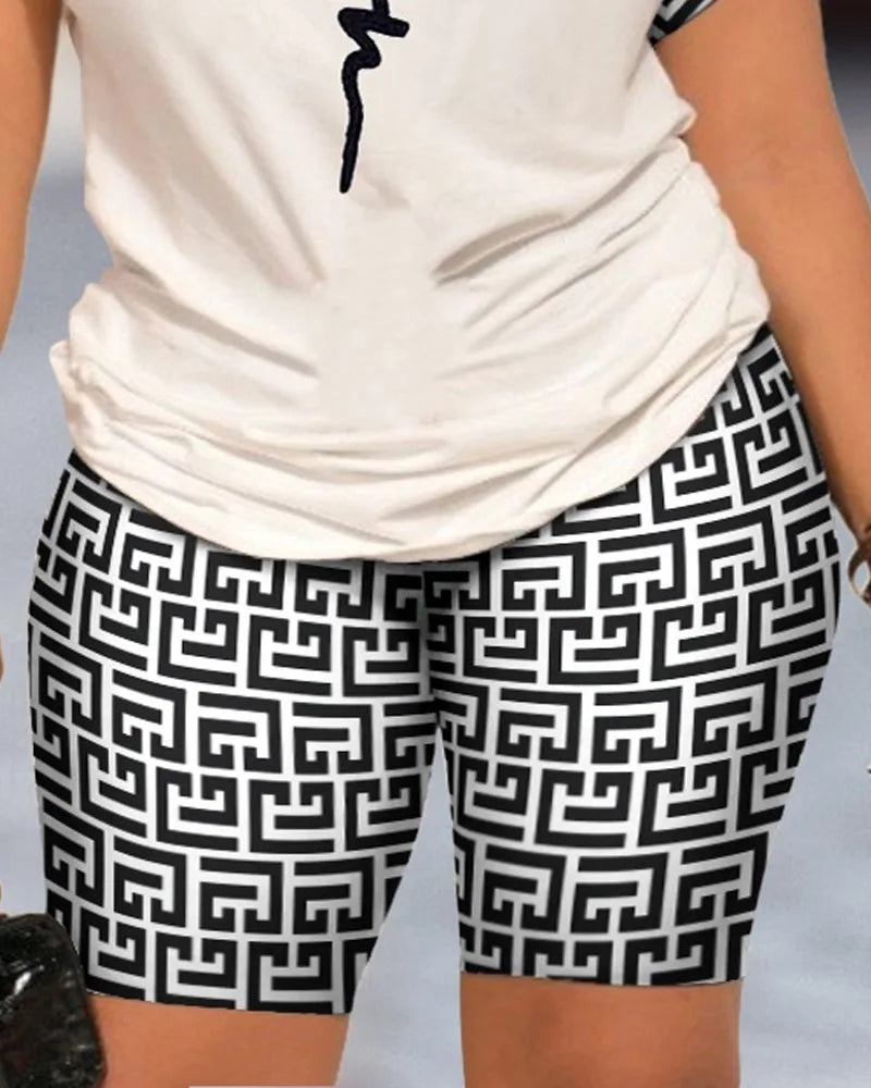 Two Piece Short Sets Print Letter Round  Neck T Shirts High Waist Pants Splice Tops Pullover Summer Ladies Beach Style