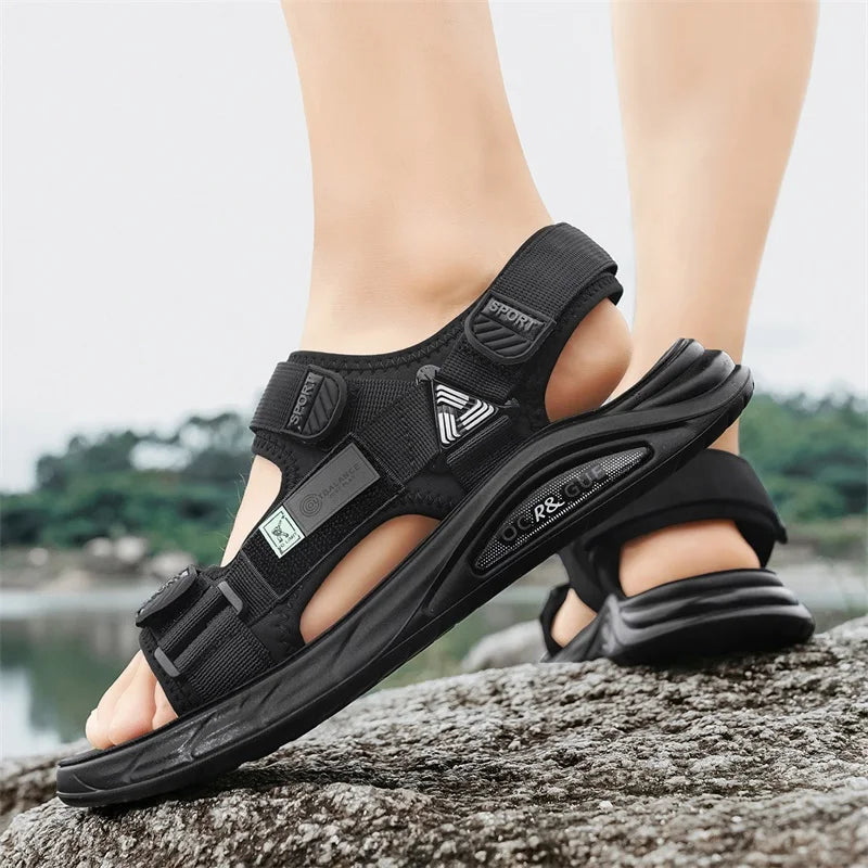 Men's casual sandals summer new outdoor anti slip beach shoes student comfort Breathable sports sandals youth fashion slippers