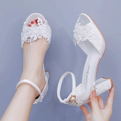 Crystal Queen Bride Sandals Solid Flower Chunky High Heel Ankle Buckle Pumps Elegant White Lace Women Wedding Shoes