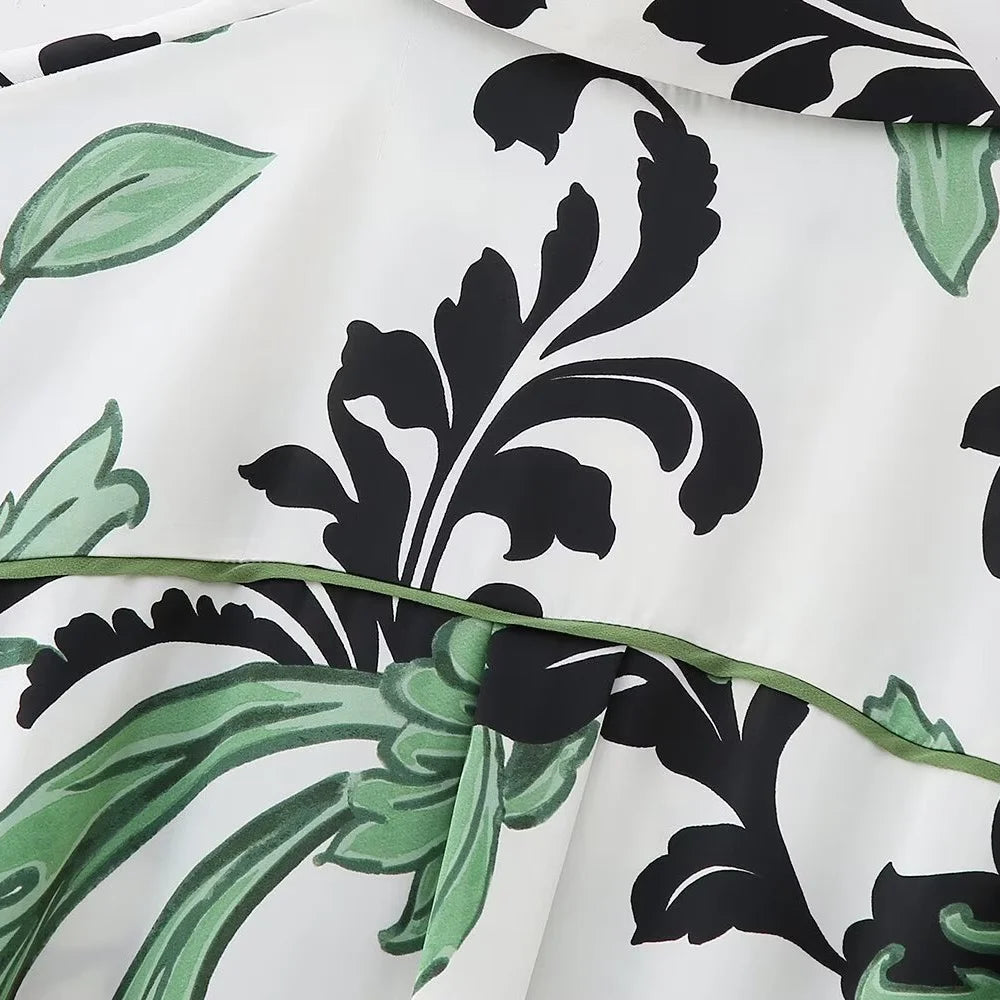 Spring and summer women's fashionable new style with belt printed shirt style dress