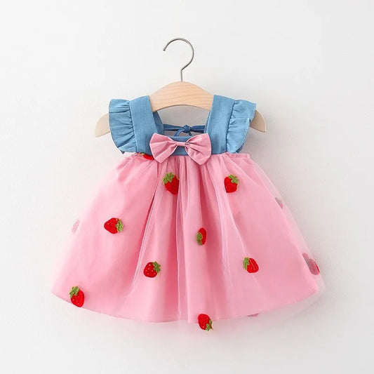 Summer girl dress baby girl small flying sleeves denim top with patchwork strawberry embroidery mesh suspender princess dress