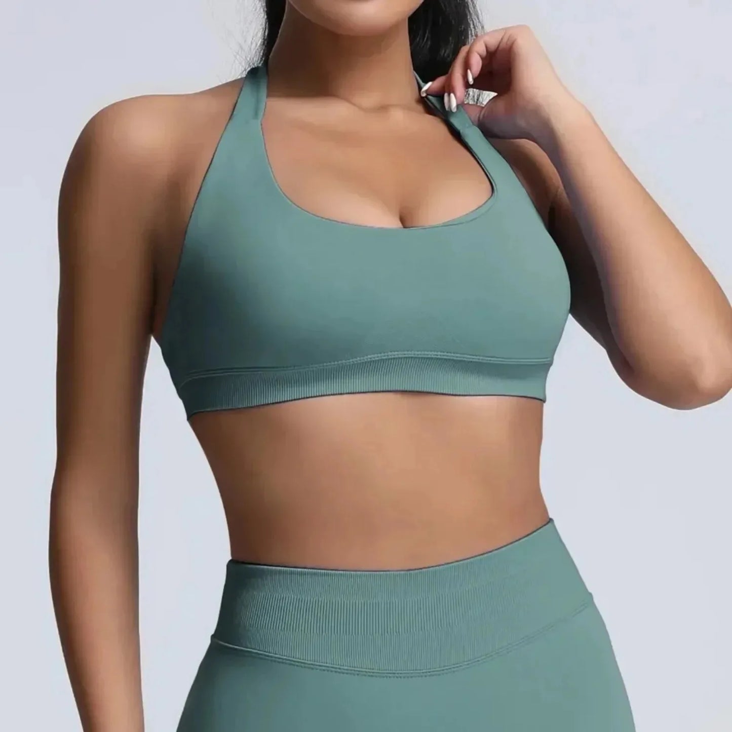 Women's Gym Solid Color Sports Bra Sexy Tight Fitting Backless Seamless with Chest Cushion Vest Exercise Yoga Camisole Top