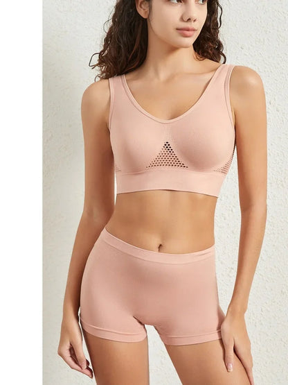 Seamless Bra Set Women Low Waist Underwear Female Tanks Bra Top Sexy Thong Panties Casual Sports Lingerie Set Girls Intimates