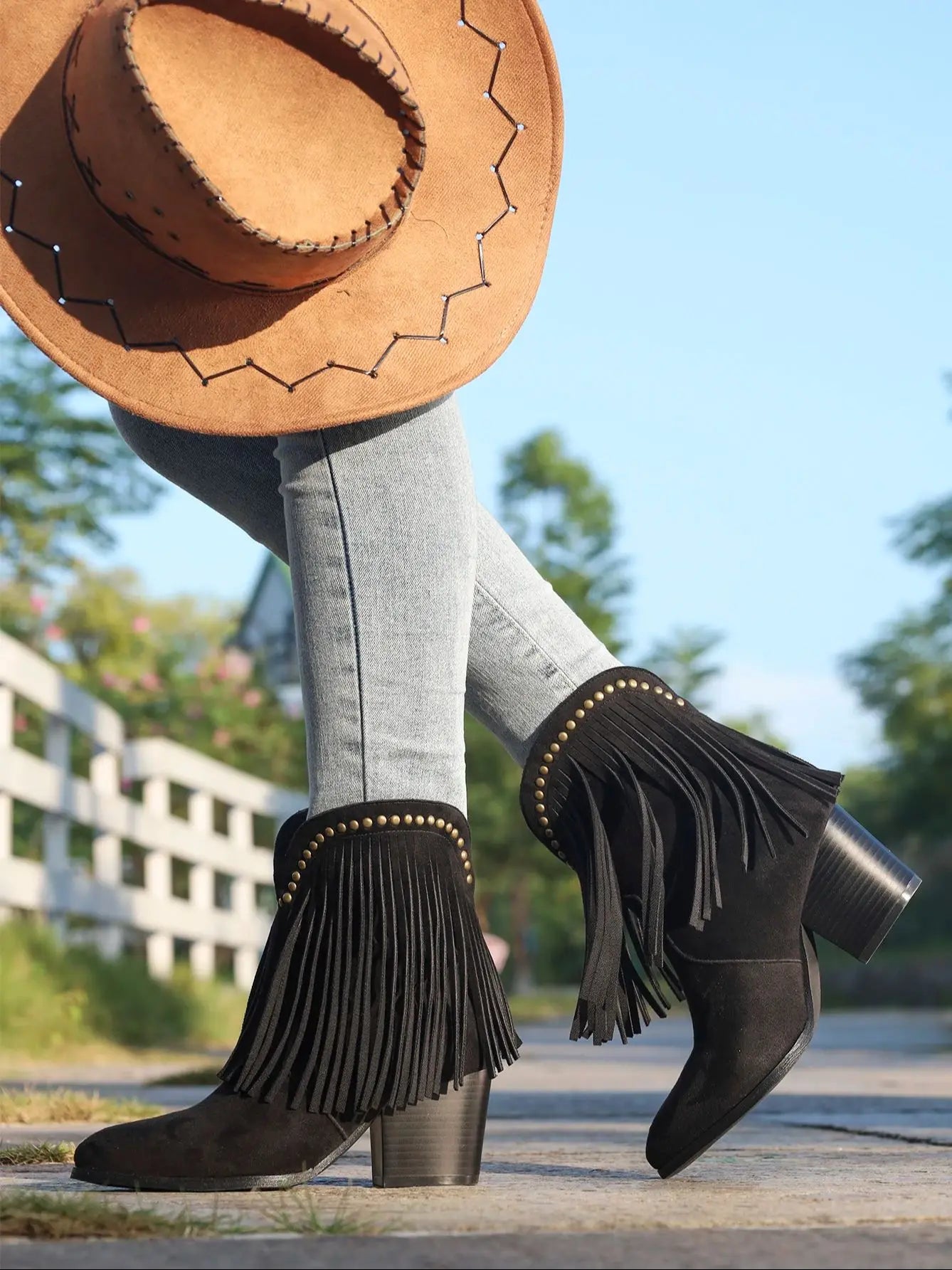 New fashion women's boots thick heel pointed tassel boots female