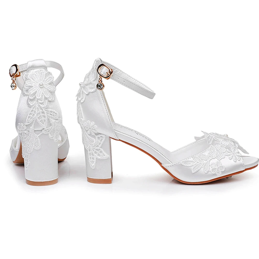 Crystal Queen Bride Sandals Solid Flower Chunky High Heel Ankle Buckle Pumps Elegant White Lace Women Wedding Shoes